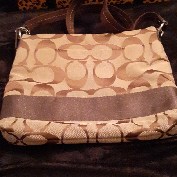 Coach Purse - Picture 6 of 7